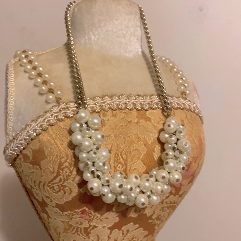 Pear necklace